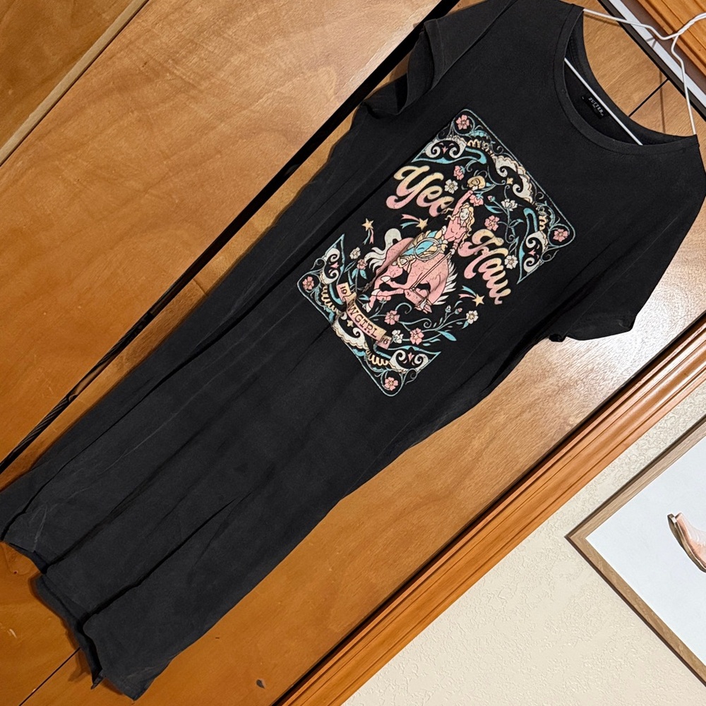 Black Graphic T-Shirt Dress